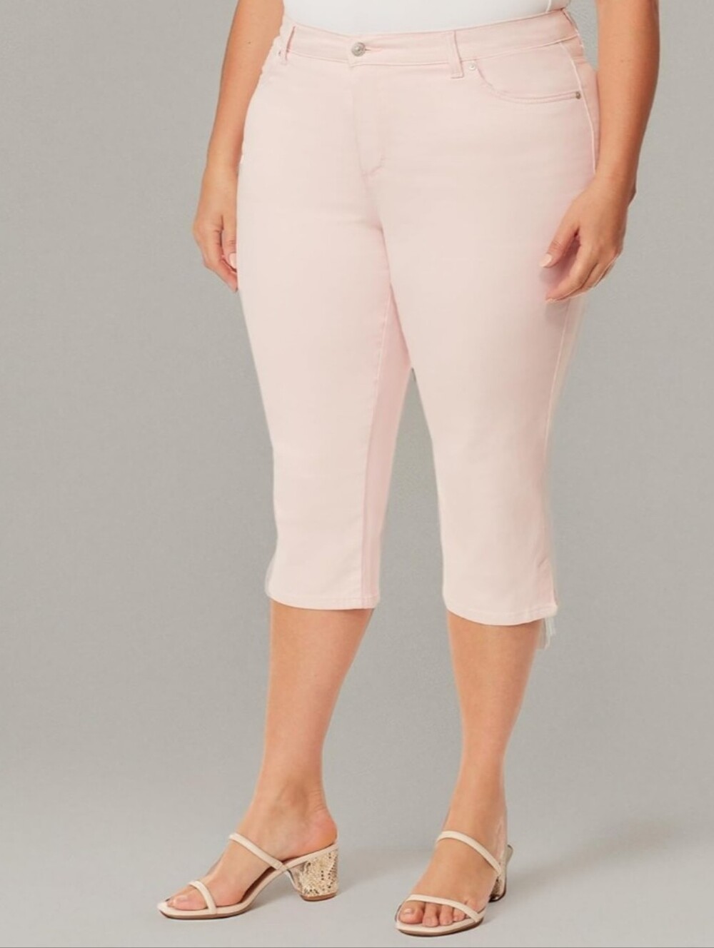 Gloria Vanderbilt Light Pink Amanda Capri Jeans Size 14 NWT